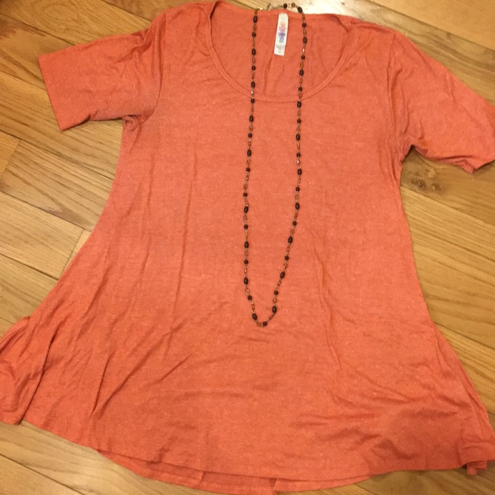 LuLaRoe Perfect Tee